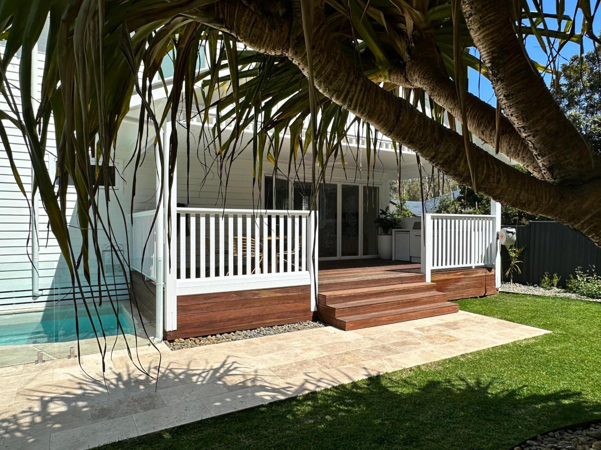 Unwind Guesthouse Byron Bay Exterior foto